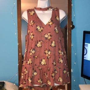 American Eagle Sleeveless Blouse